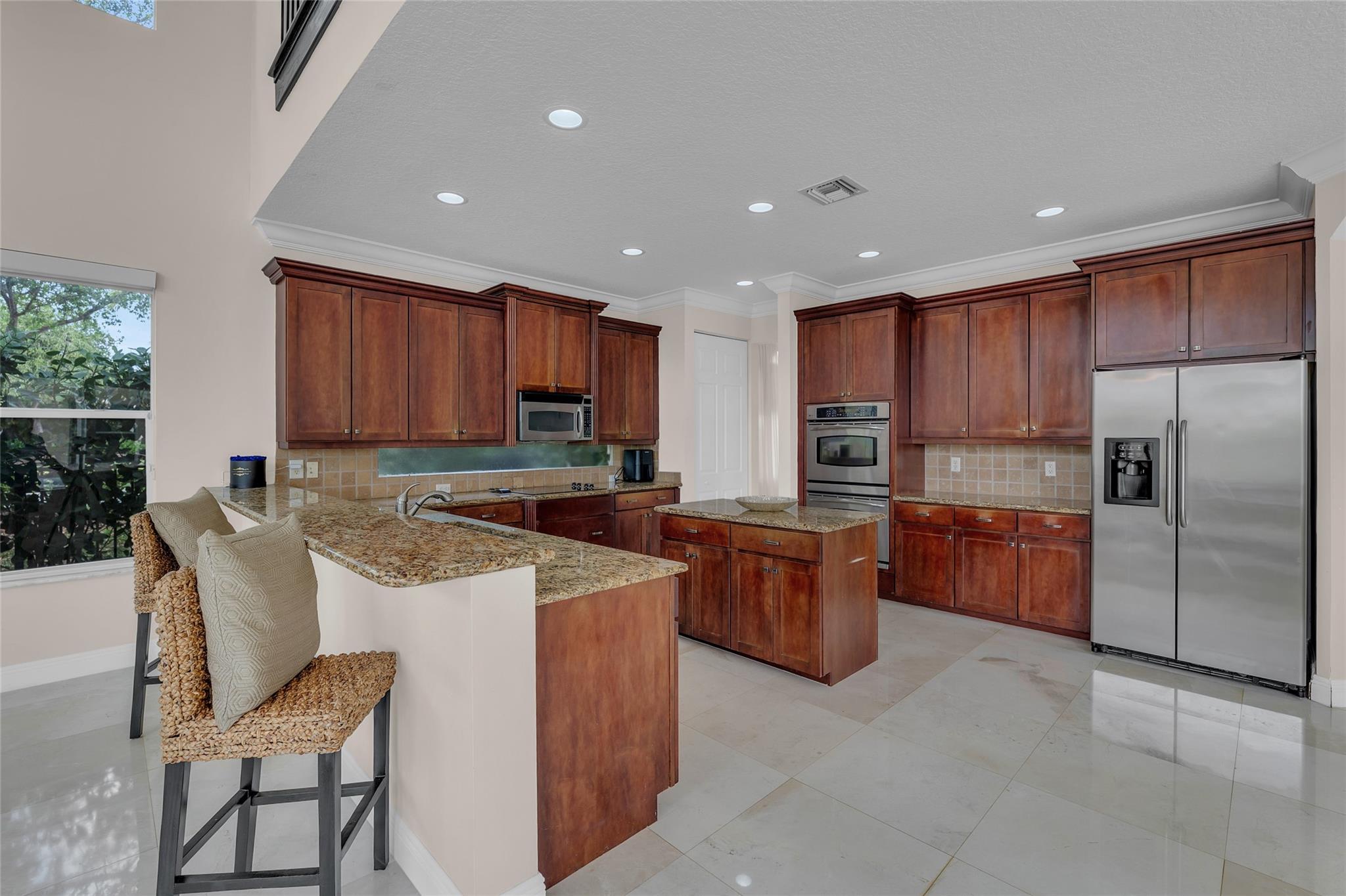CANYON LAKES 3 - Residential