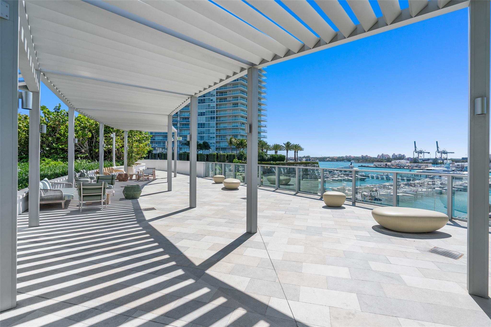 FIVE PARK - Residential Lease