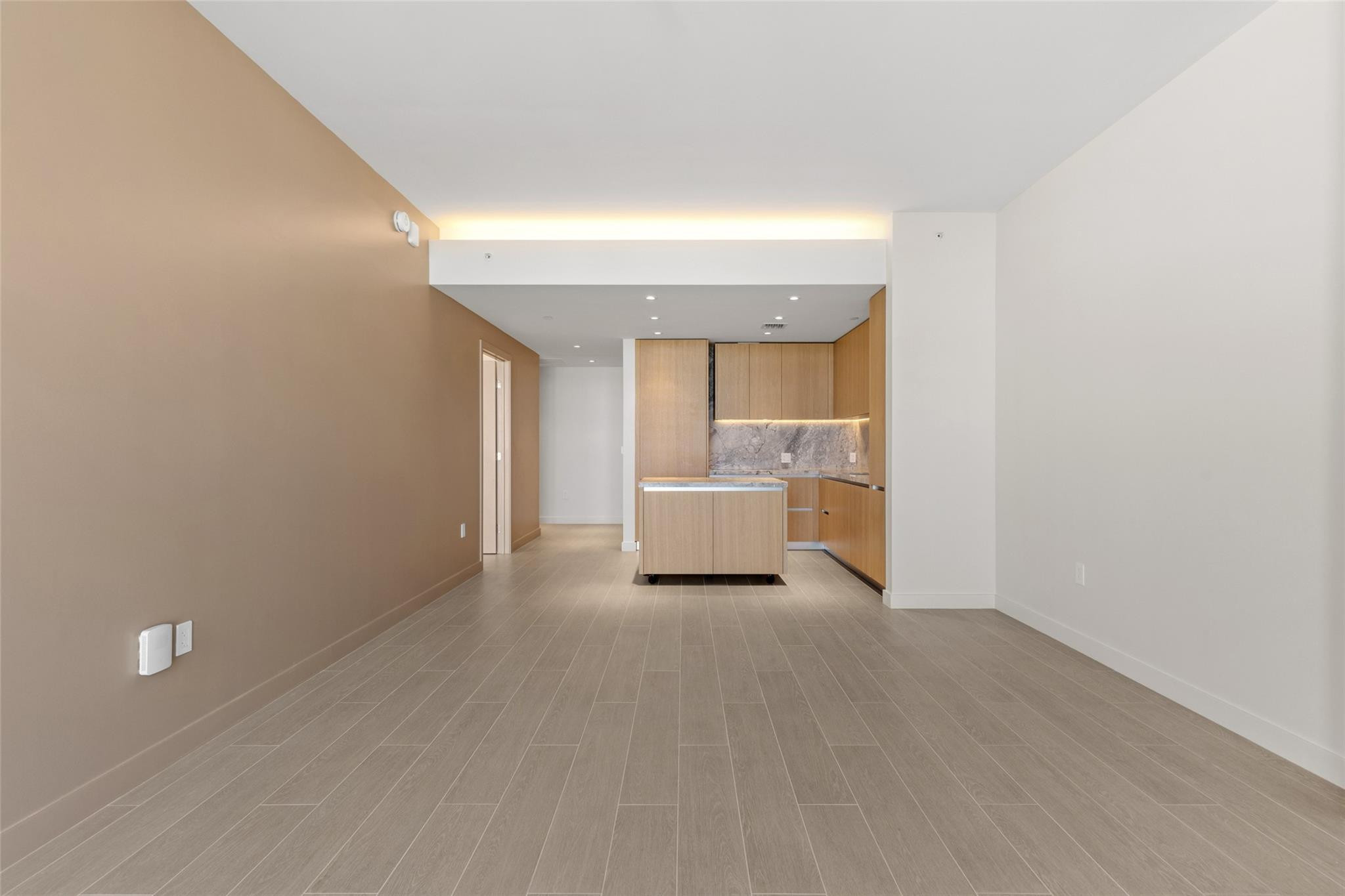 FIVE PARK - Residential Lease