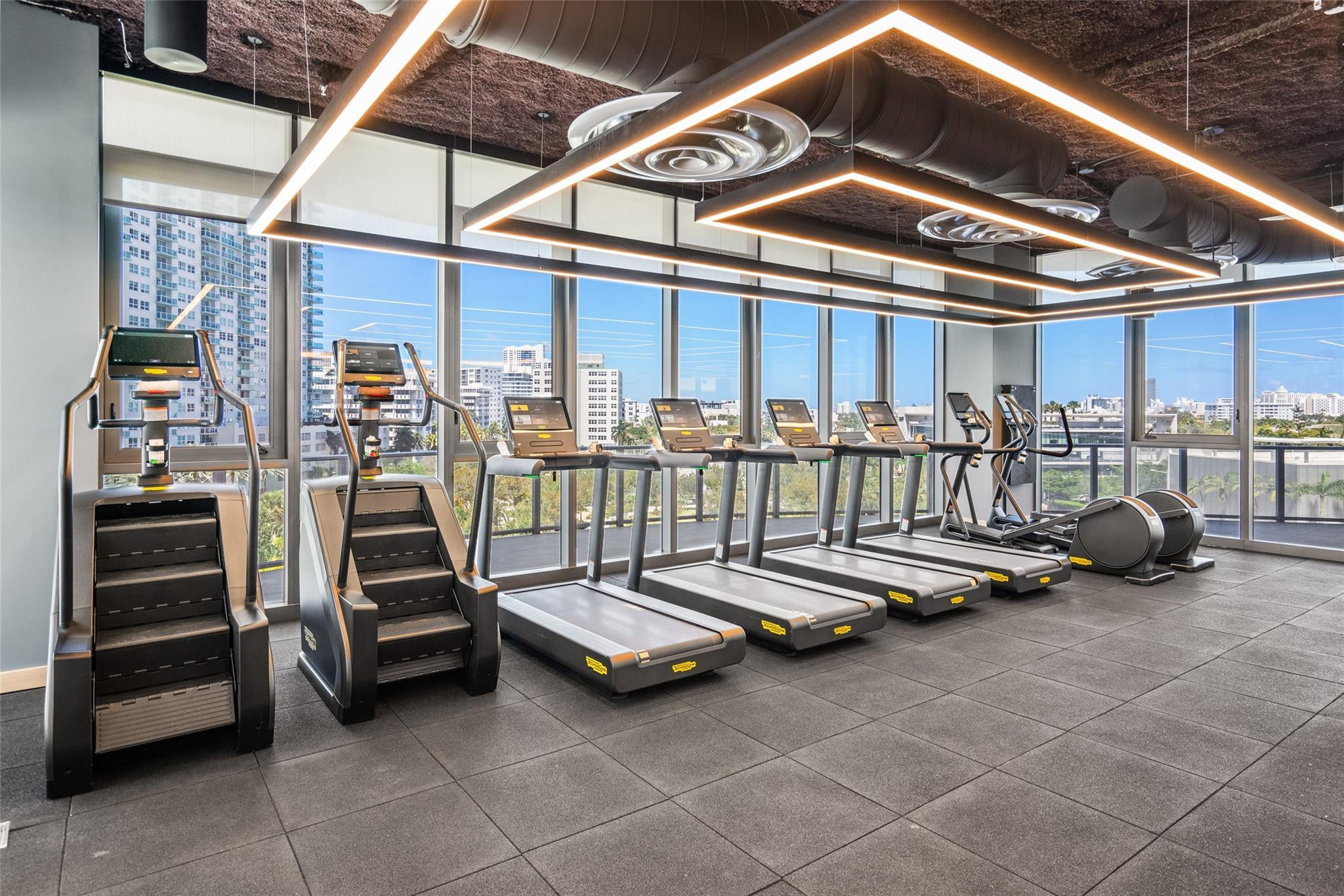 FIVE PARK - Residential Lease