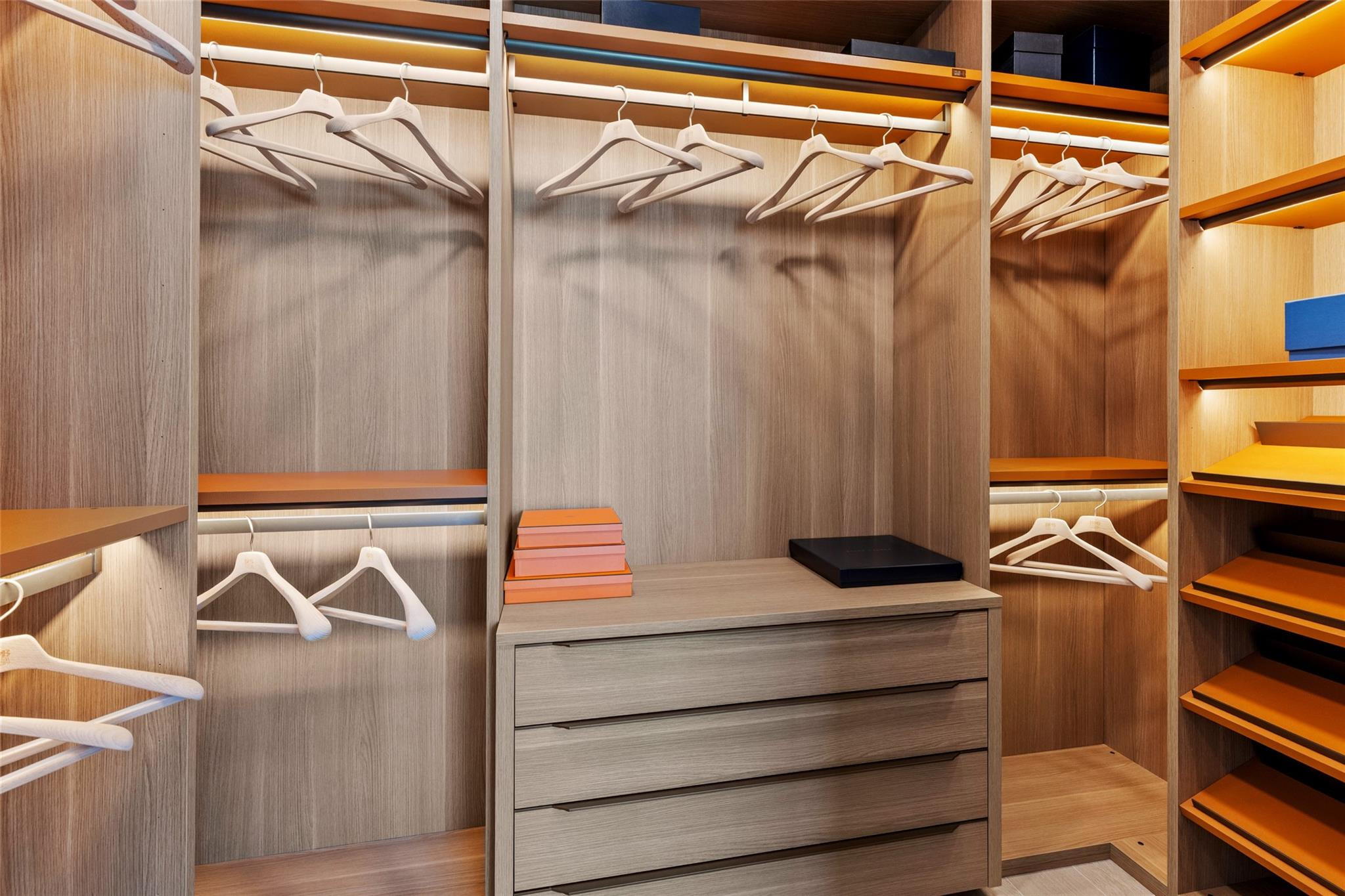 FIVE PARK - Residential Lease