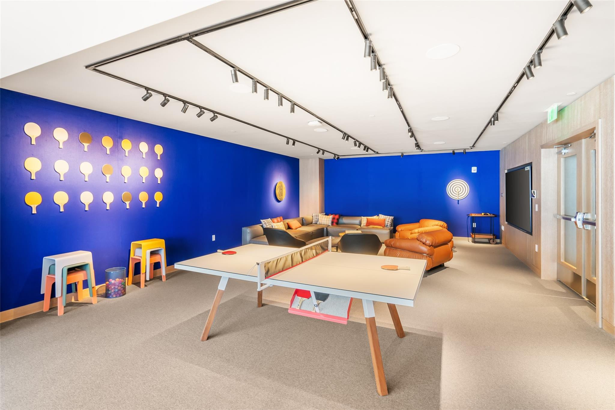 FIVE PARK - Residential Lease