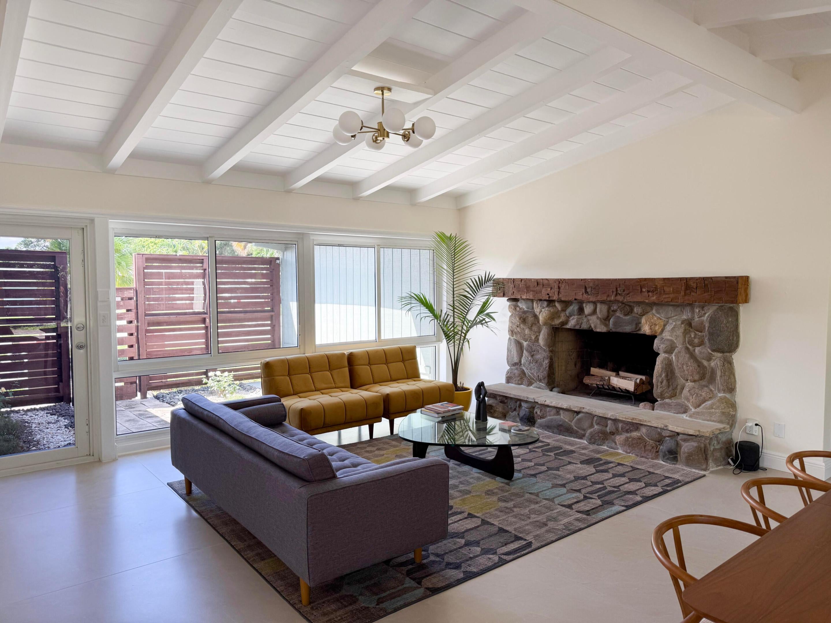2430 Flamingo Lane