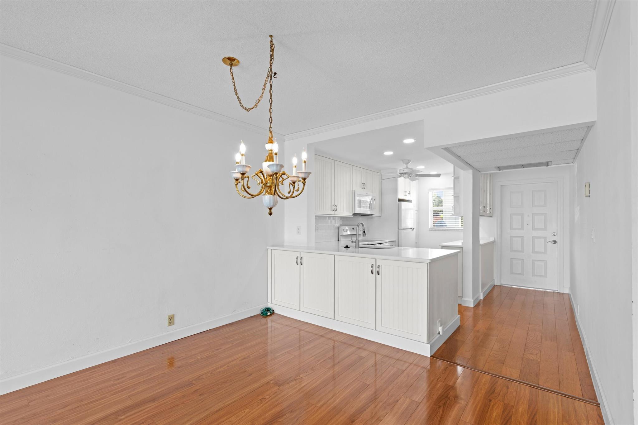 28 Yacht Club Drive 102
