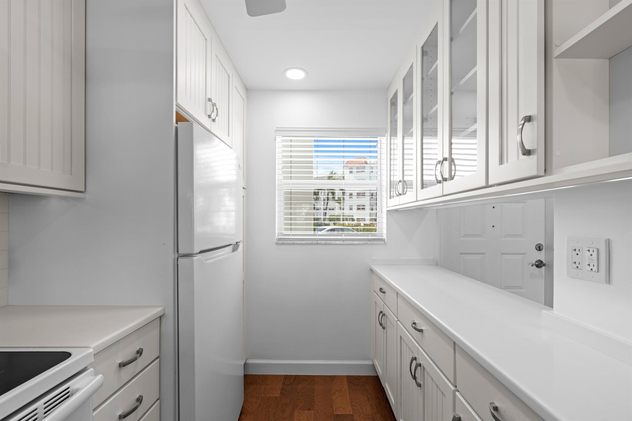 PORTS O CALL CONDO S A, B - Residential