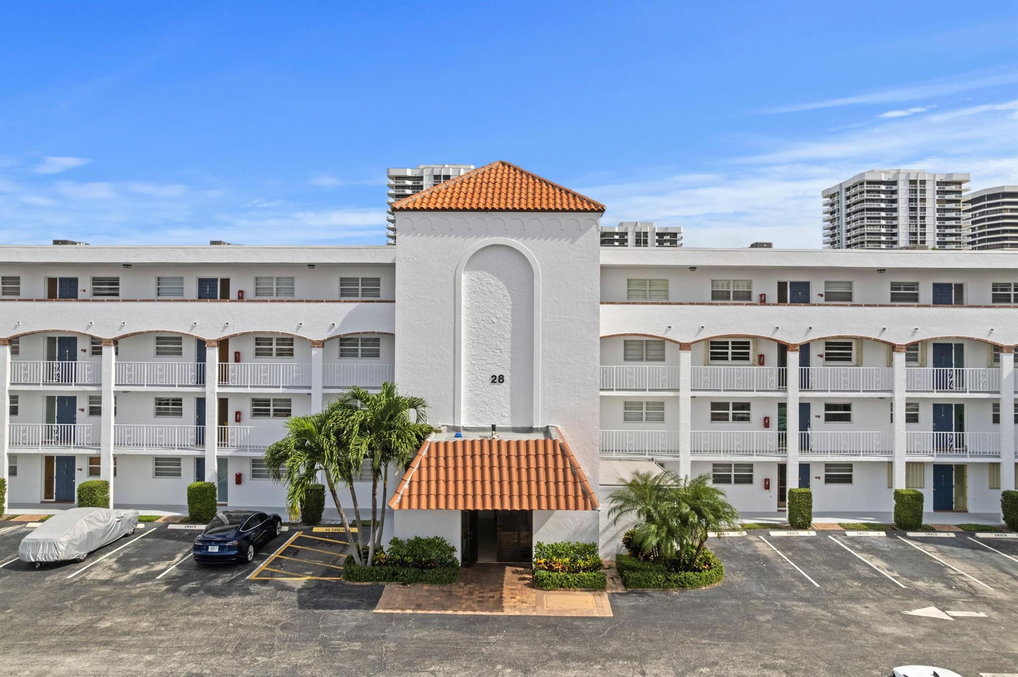 PORTS O CALL CONDO S A, B - Residential