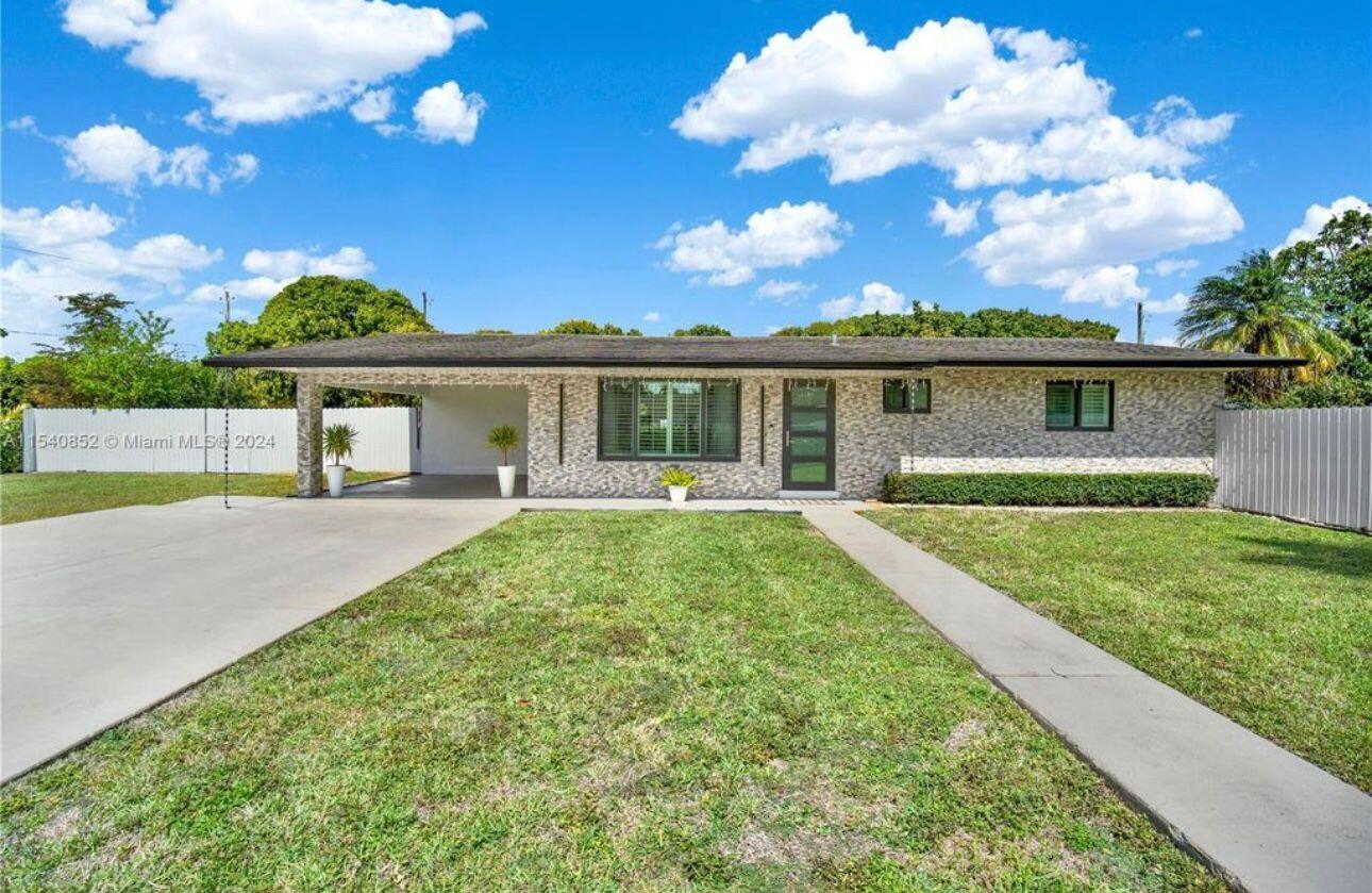 GERARDMERE ACRES - Residential