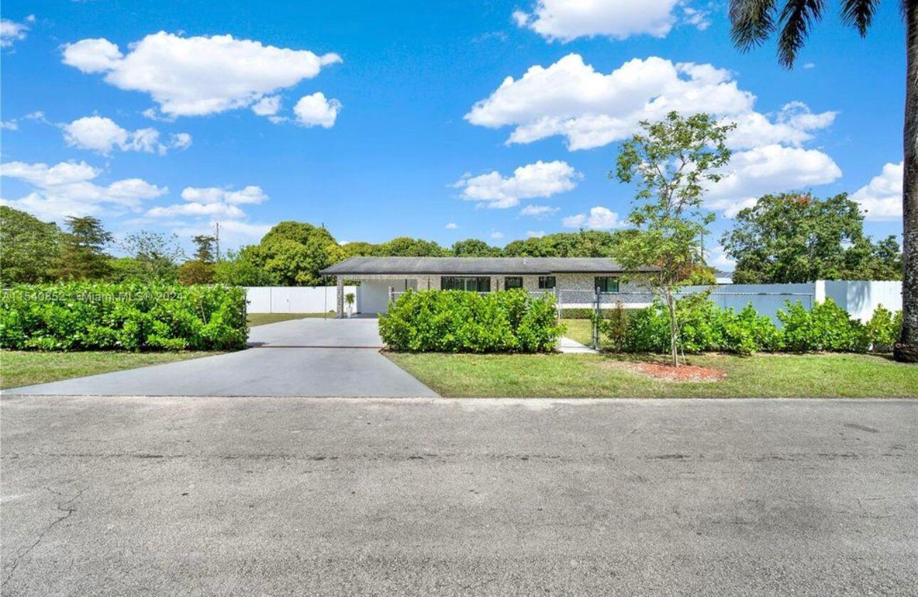 GERARDMERE ACRES - Residential