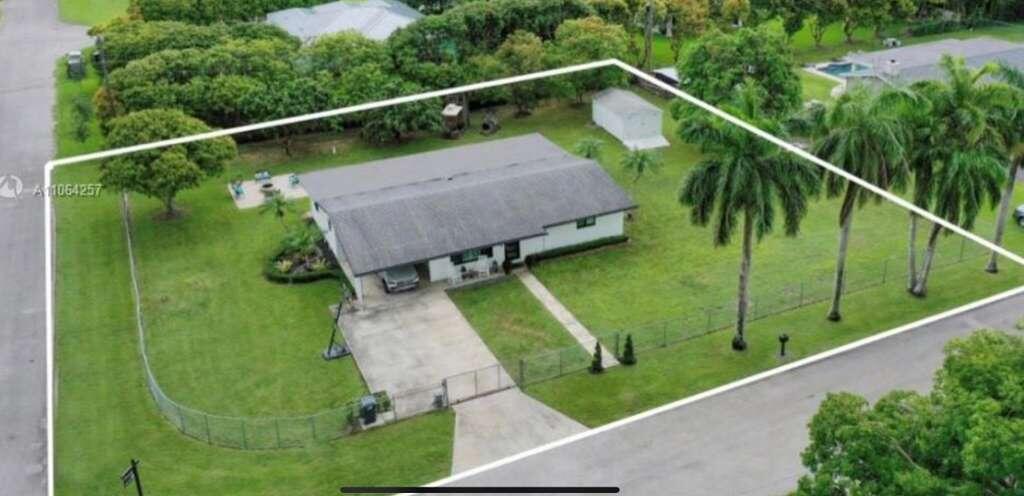 GERARDMERE ACRES - Residential