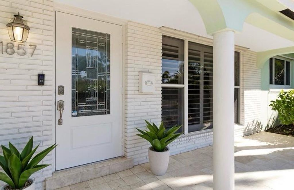 Photo of 1857 NE 56th Court, Fort Lauderdale, FL 33308 (MLS # B26056411)