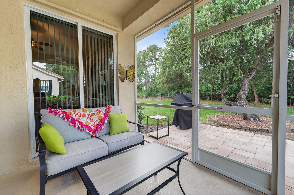 CASTLE PINES - Residential