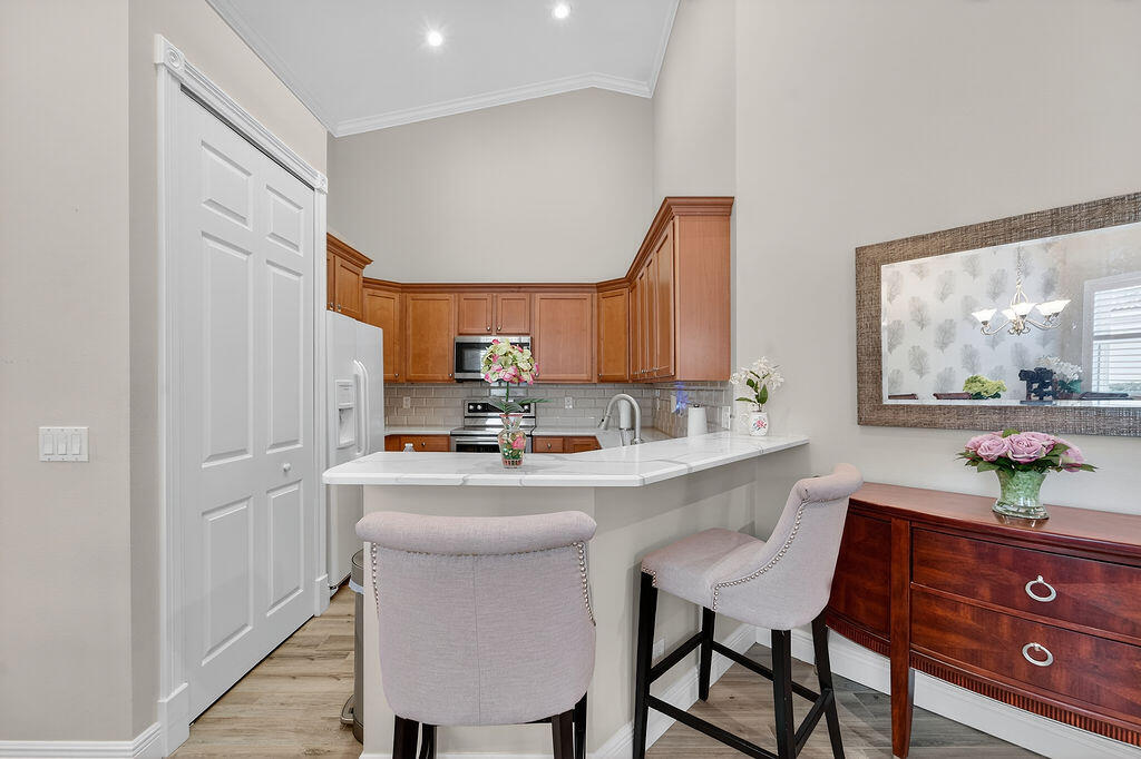 CASTLE PINES - Residential