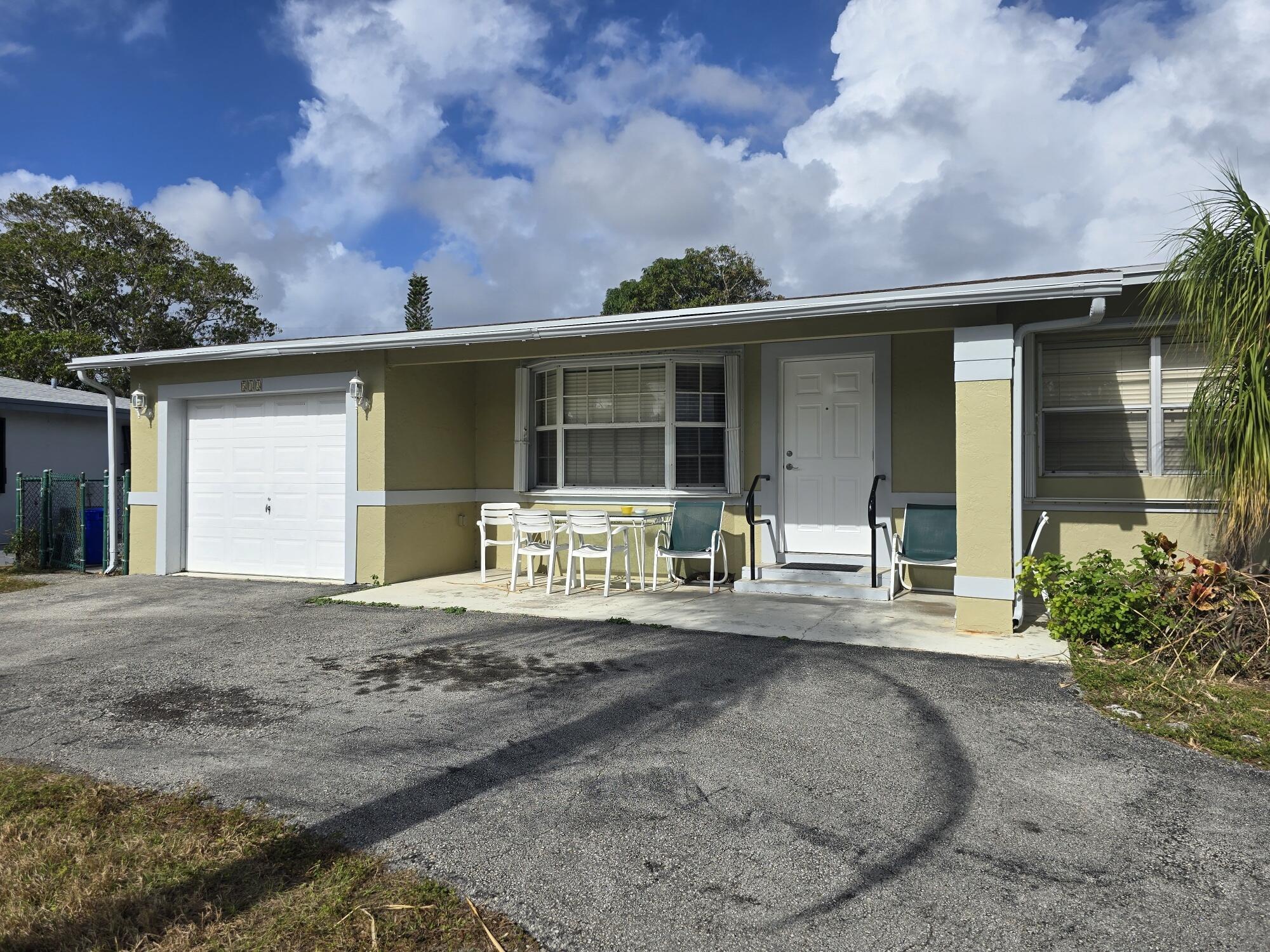 513 Greynolds Circle