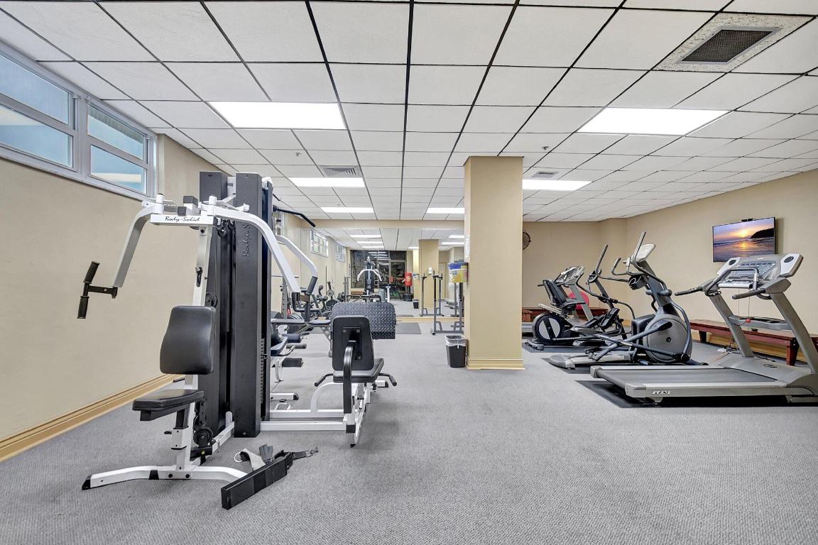 AQUARIUS CONDO - Residential Lease