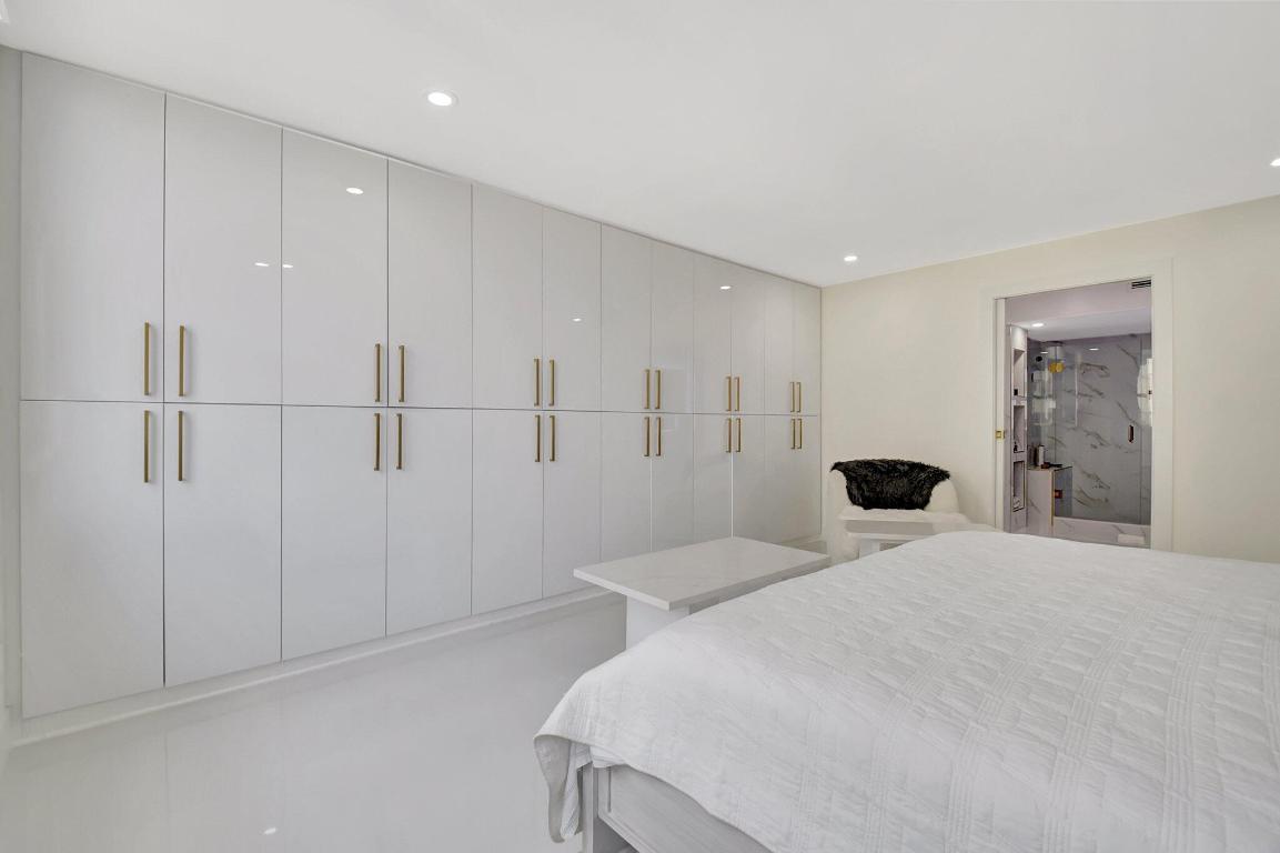 AQUARIUS CONDO - Residential Lease