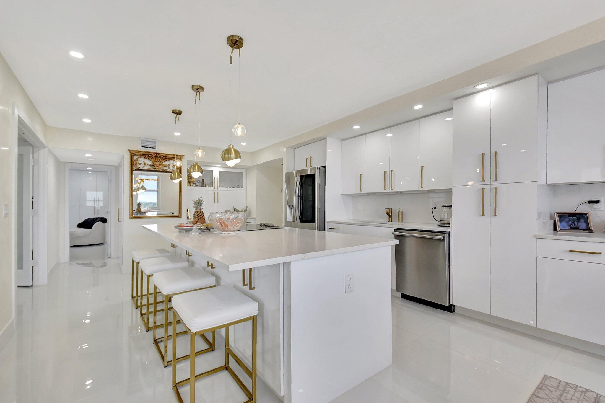 AQUARIUS CONDO - Residential Lease