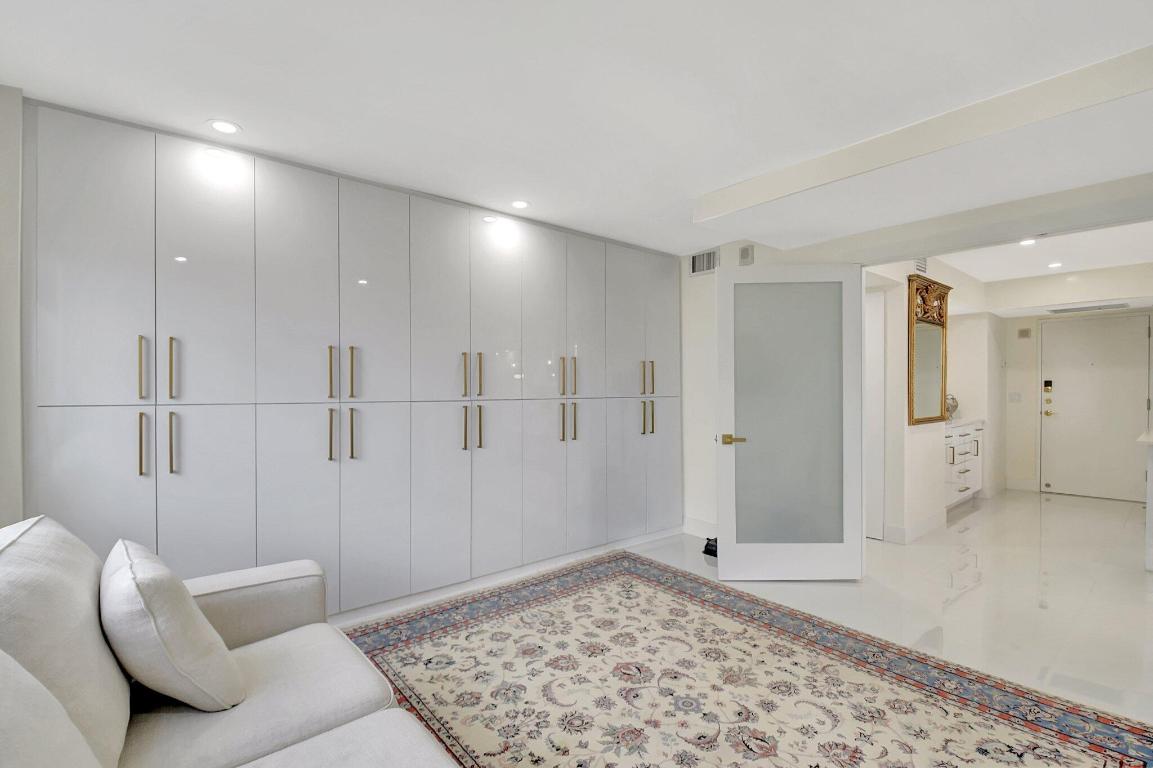 AQUARIUS CONDO - Residential Lease