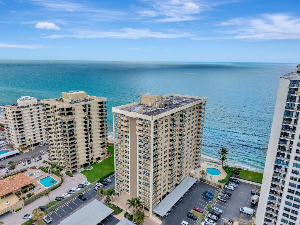 AQUARIUS CONDO - Residential Lease