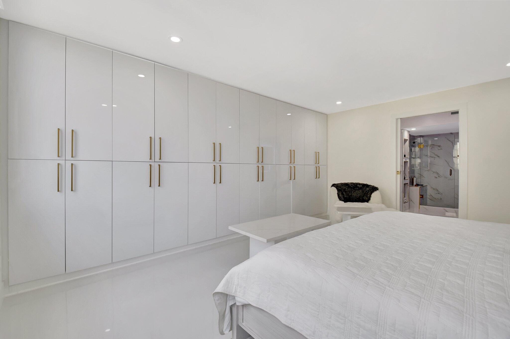 AQUARIUS CONDO - Residential Lease