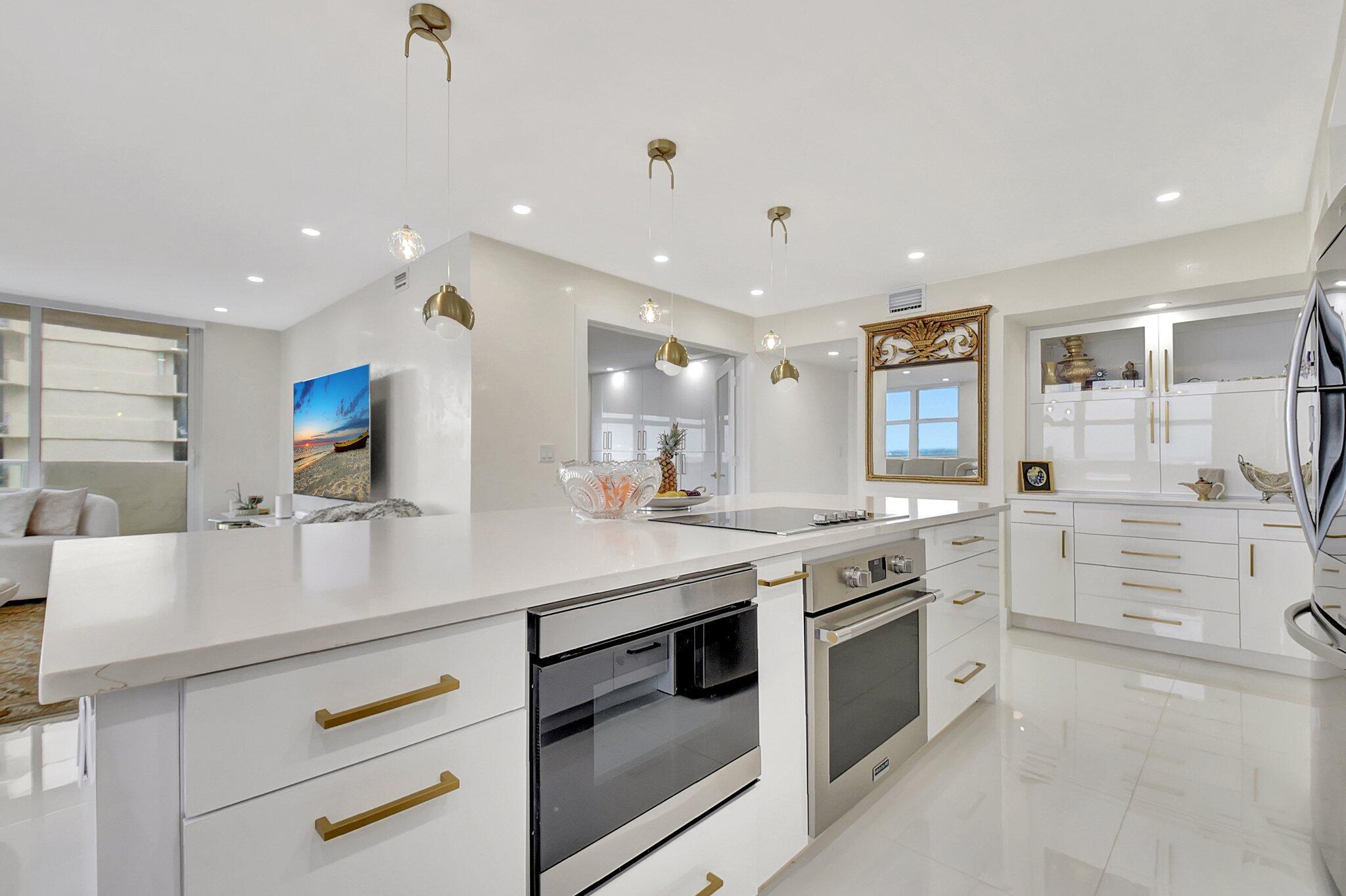 AQUARIUS CONDO - Residential Lease