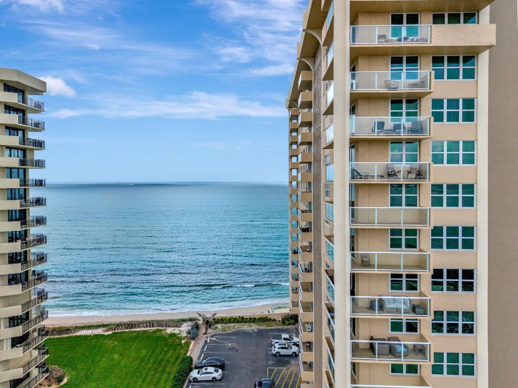 AQUARIUS CONDO - Residential Lease
