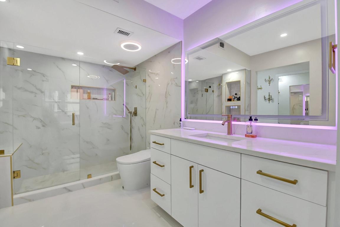 AQUARIUS CONDO - Residential Lease