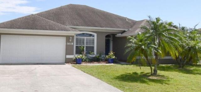 PORT ST LUCIE SECTION 14 - Residential