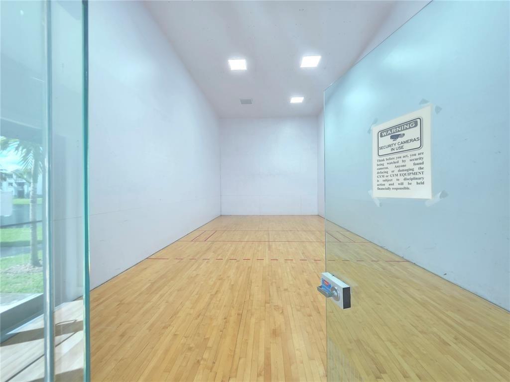 Royal Grand Condo - Residential