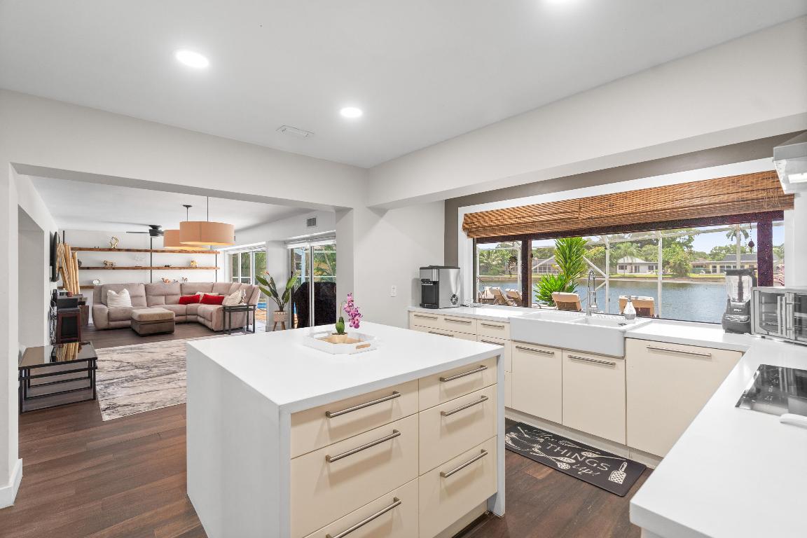 WOODLANDS SEC EIGHT - Residential