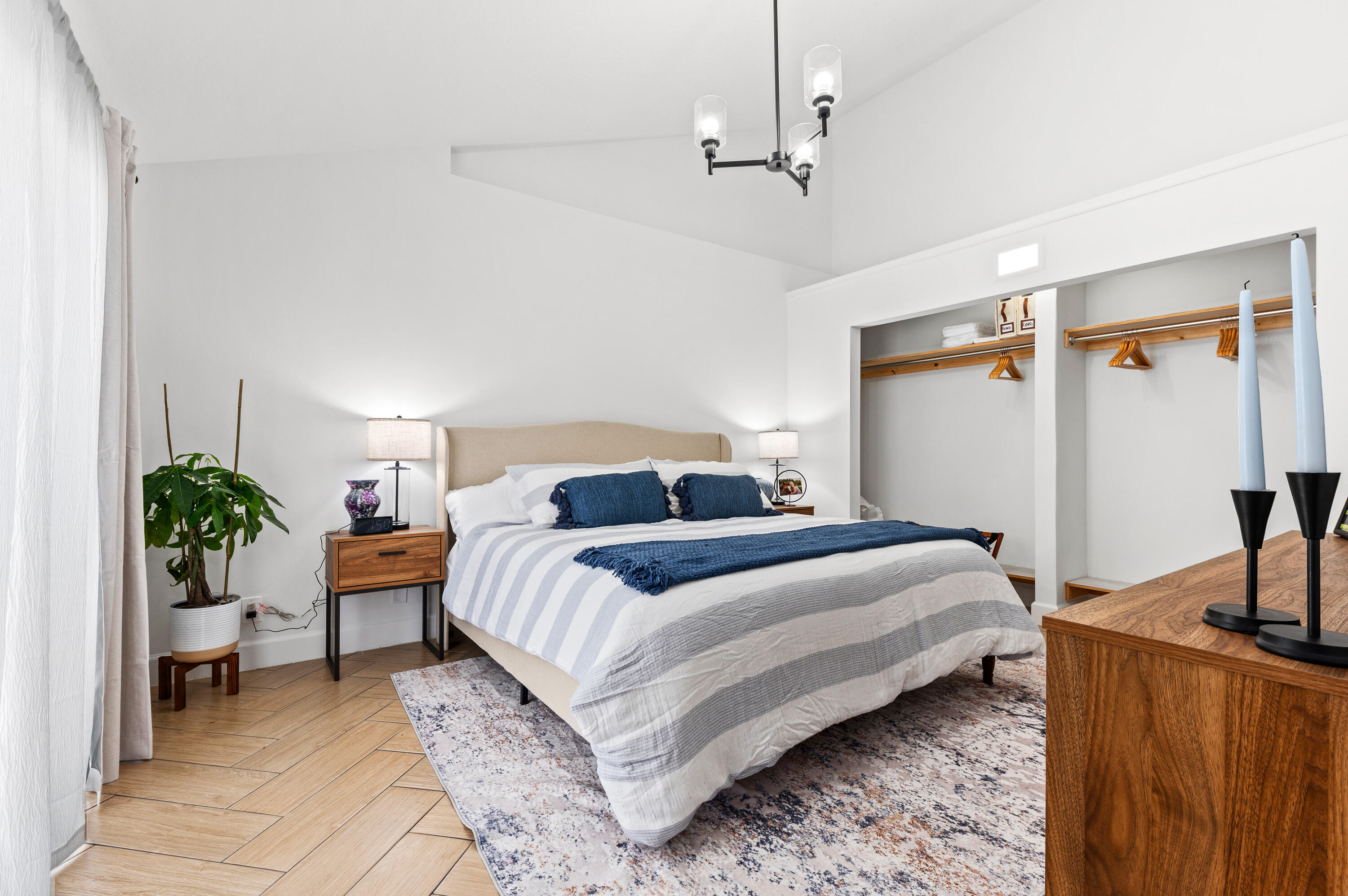 SUGAR POND MANOR OF WELLINGTON - Residential Lease