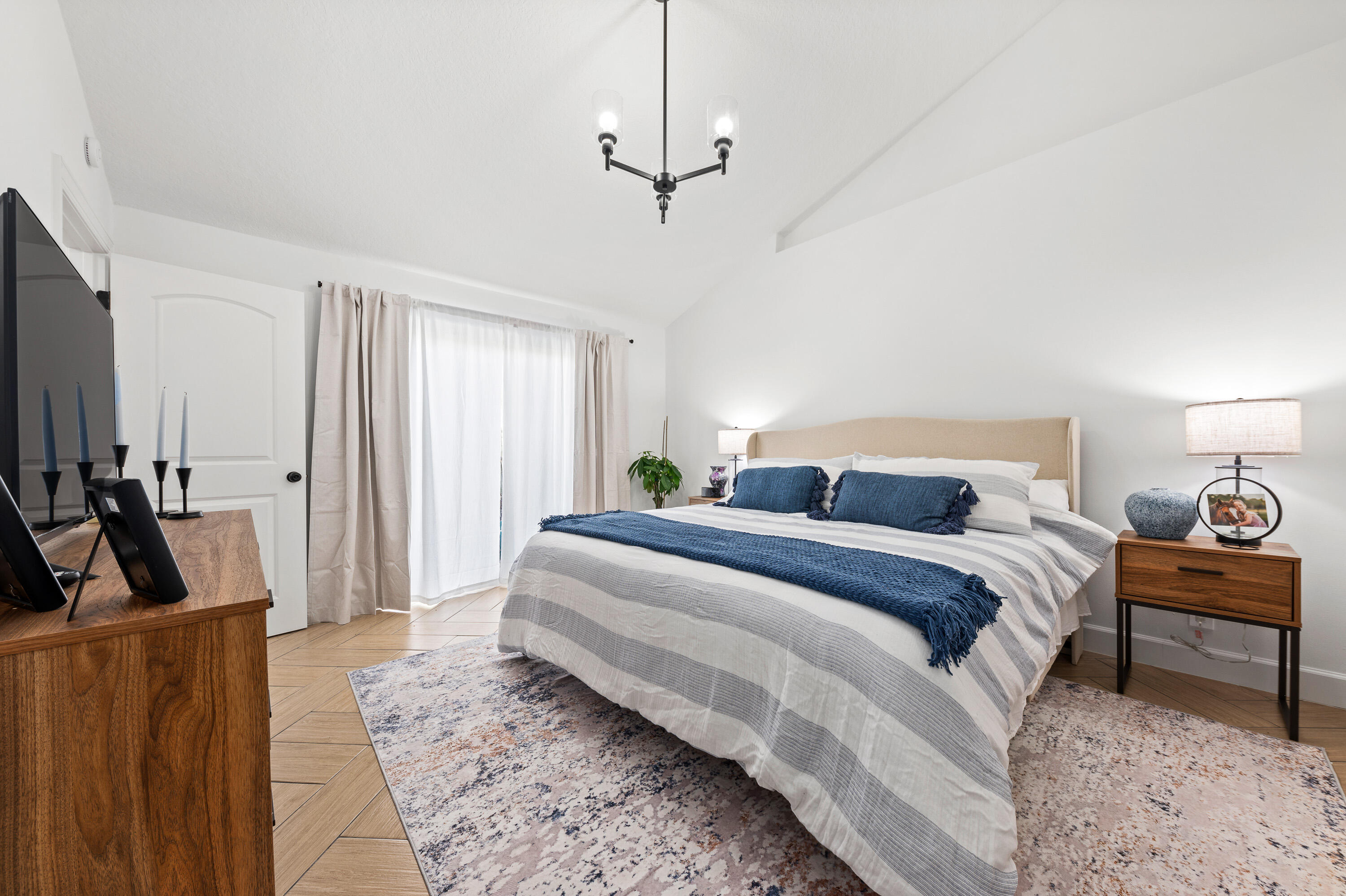 SUGAR POND MANOR OF WELLINGTON - Residential Lease