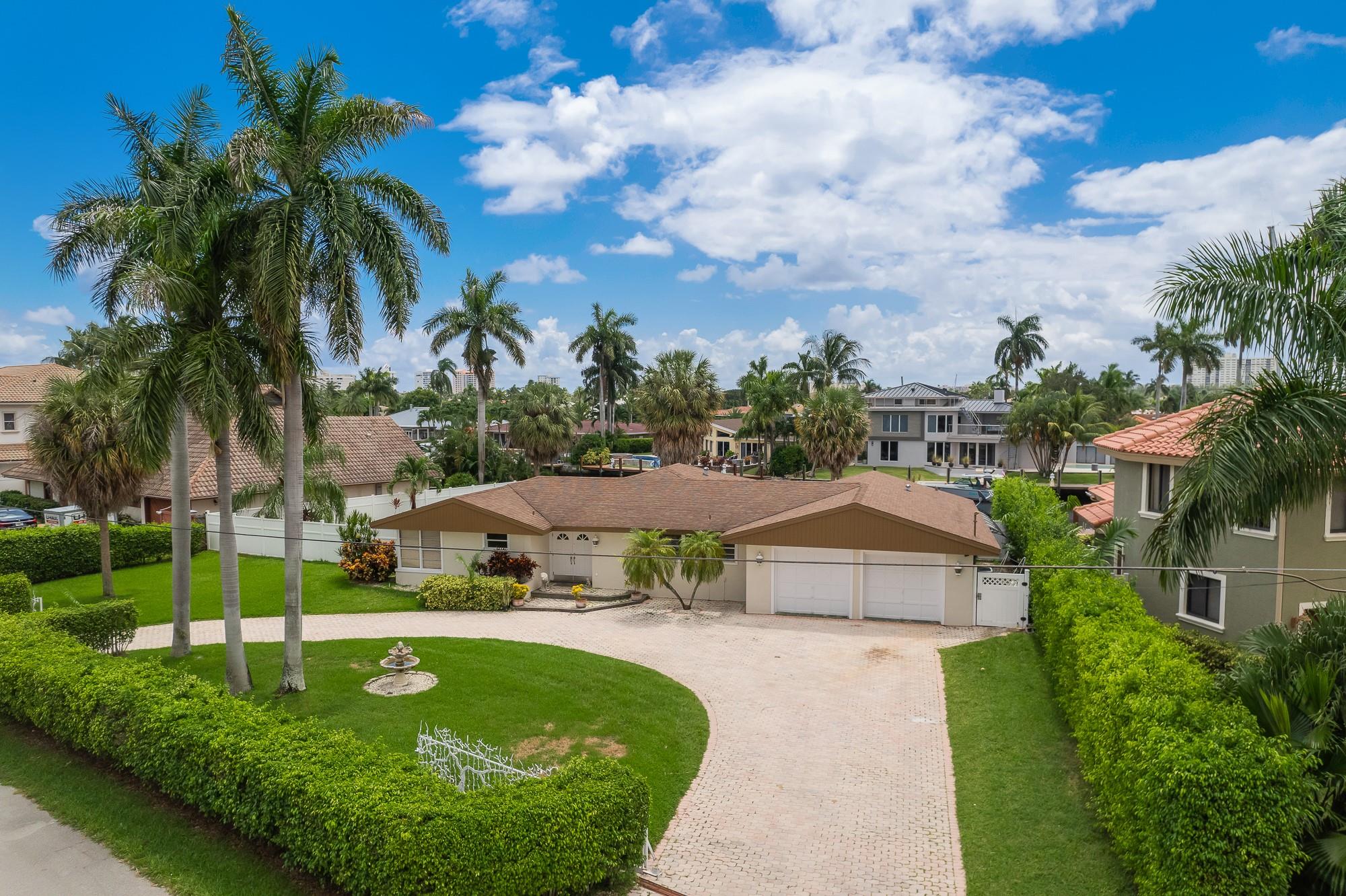 SANTA BARBARA SHORES - Residential