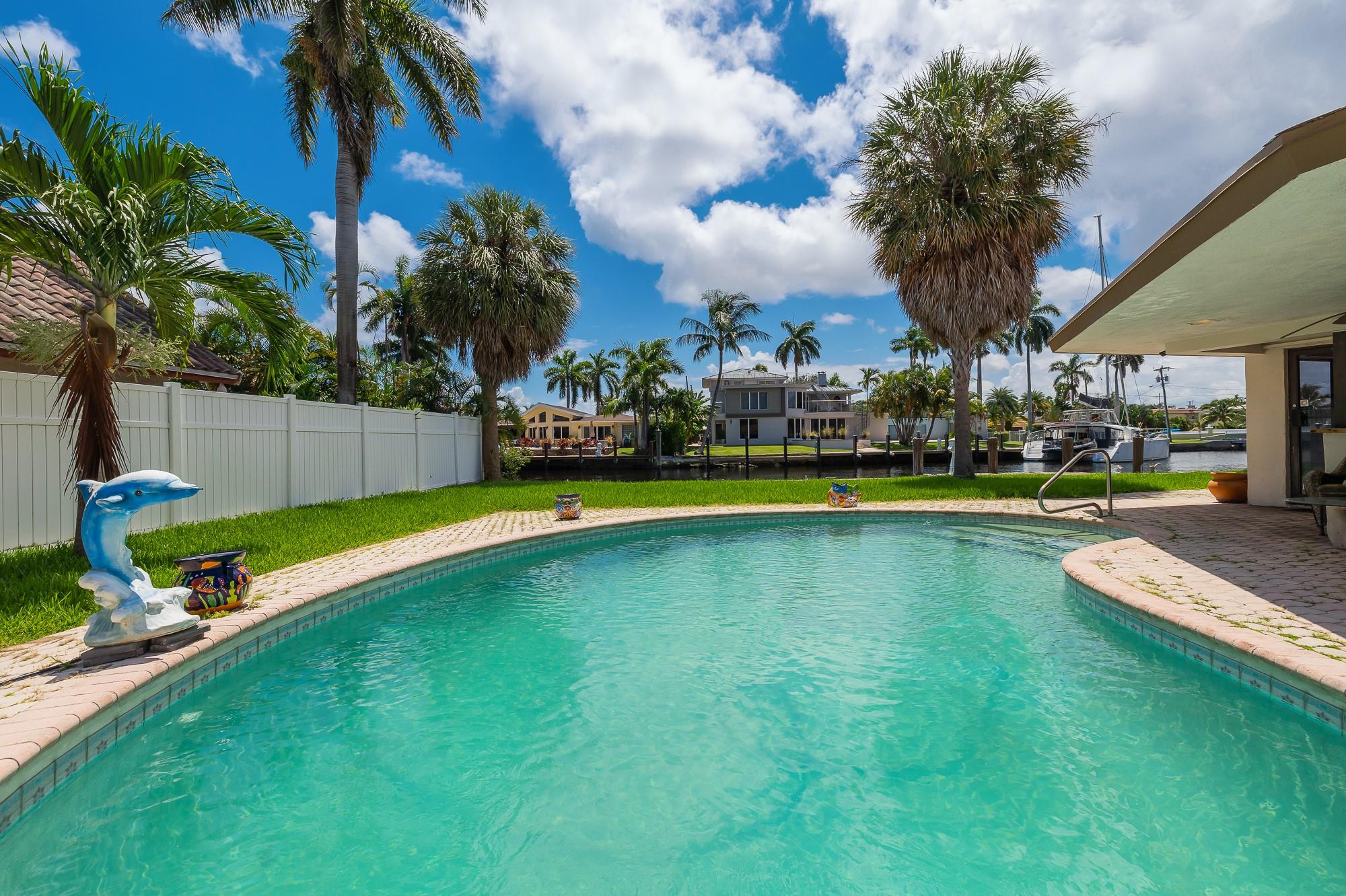 SANTA BARBARA SHORES - Residential