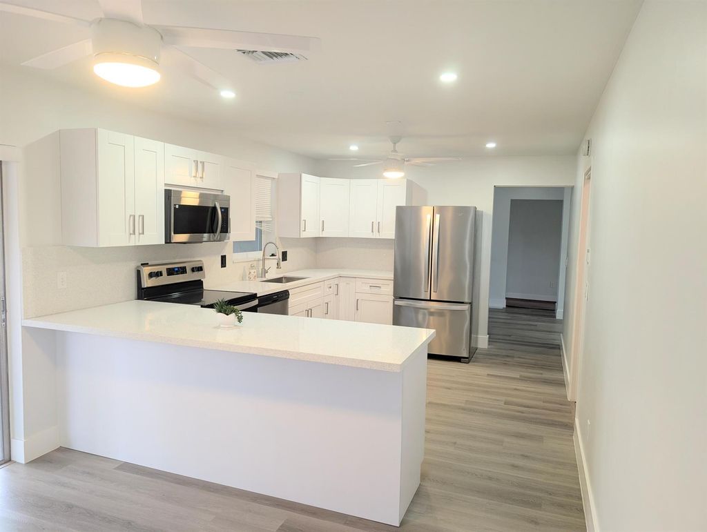 Photo of 10920 Gable Street, Boca Raton, FL 33428 (MLS # R11096418)