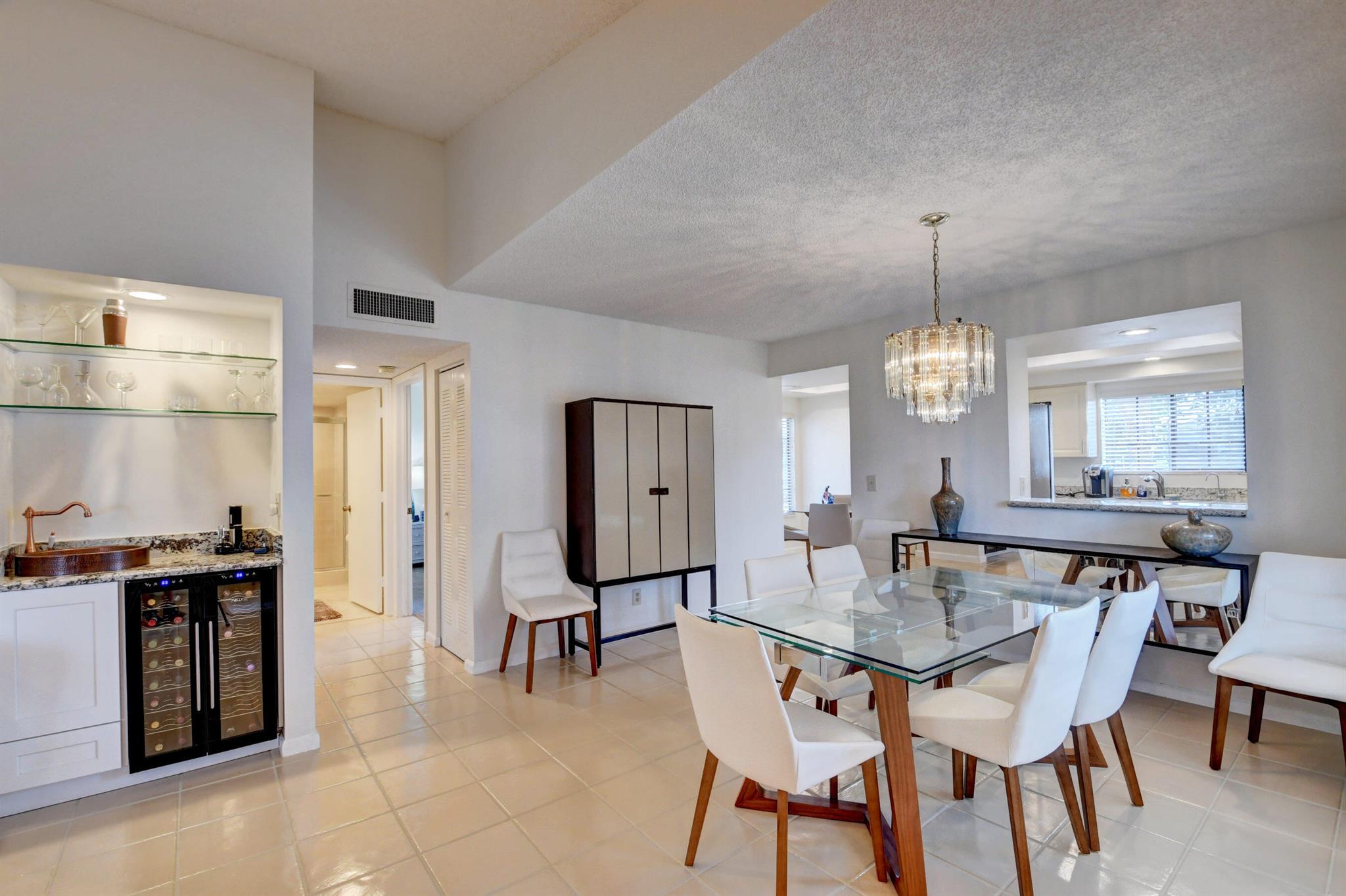 GLENEAGLES CONDO III - Residential Lease