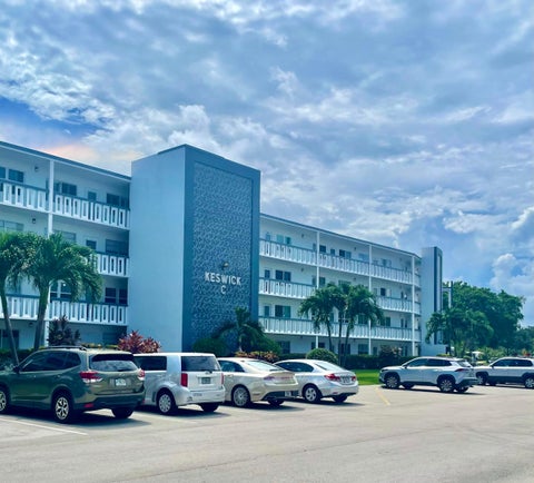 Tiny photo for 159 Keswick C, Deerfield Beach, FL 33442 (MLS # B26070607)