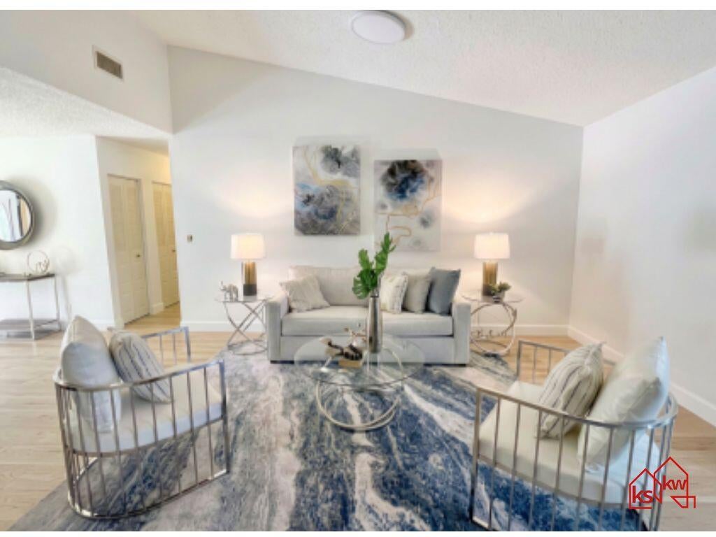 10335 GREENBRIAR Court