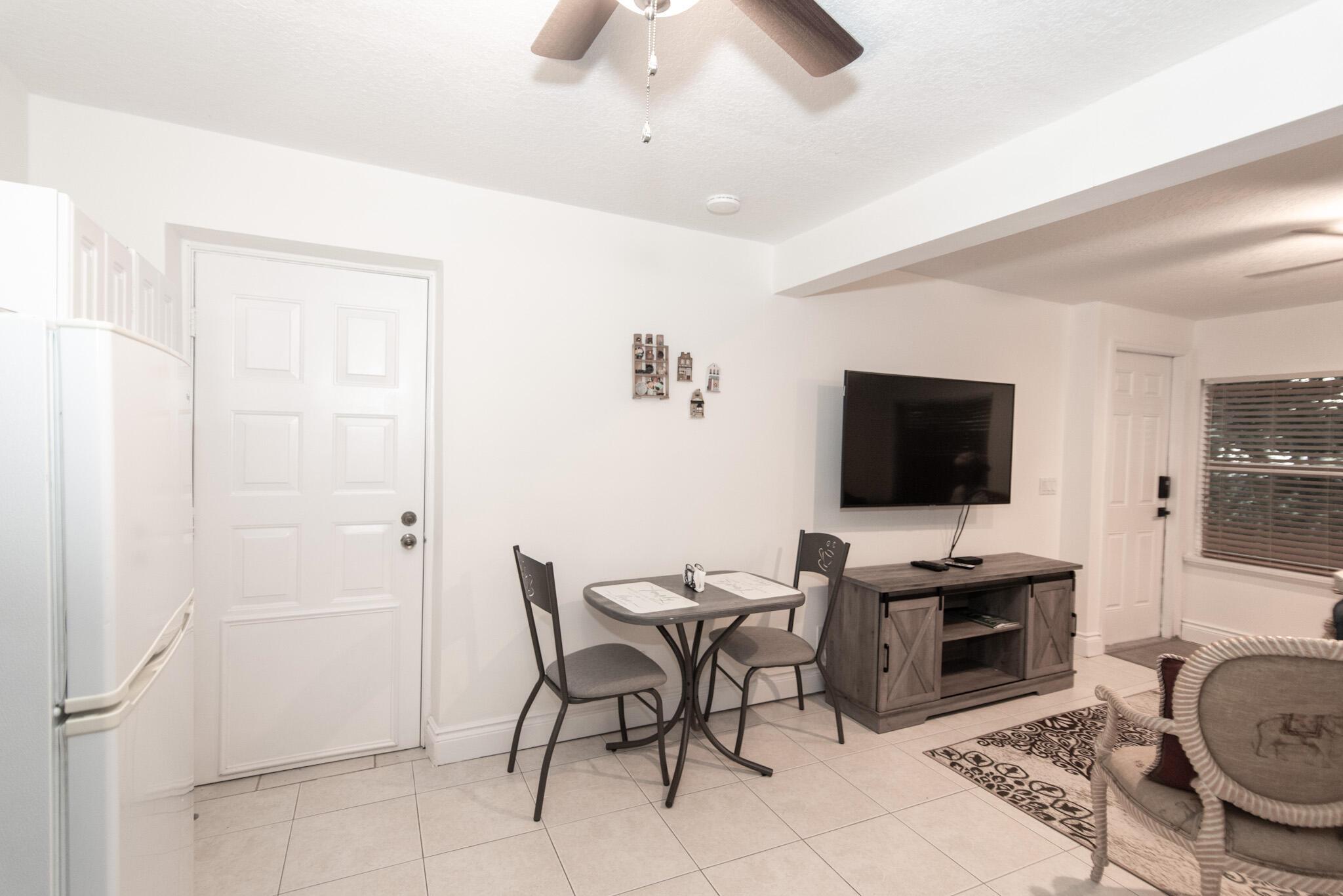 SOUTH SHORE 4 OF WELLINGT - Residential Lease