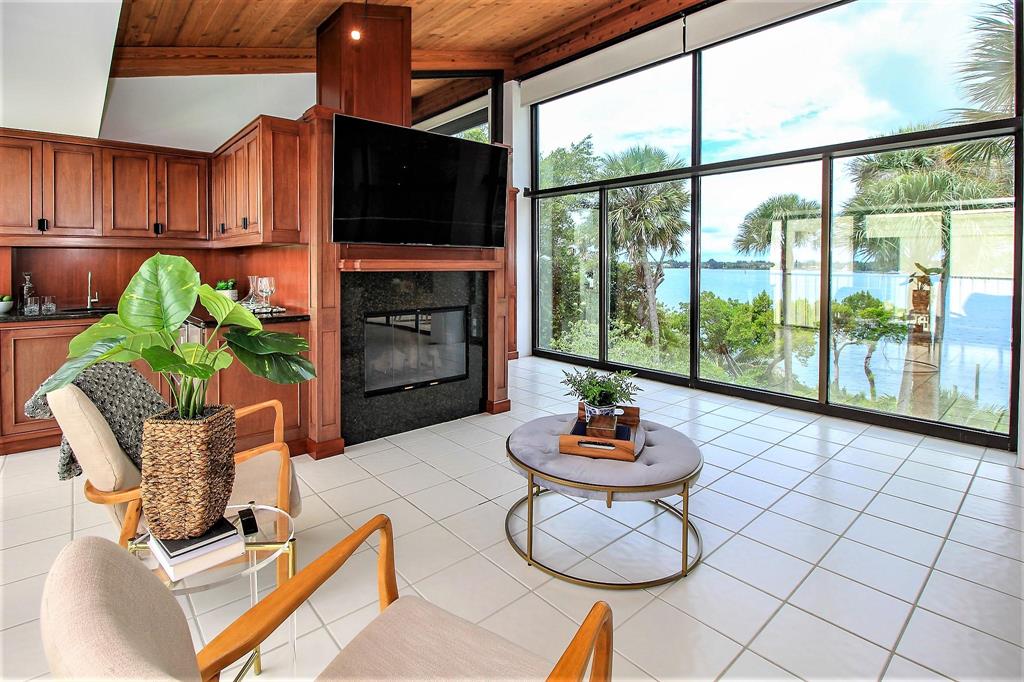 Sewall's Point ~ Stuart - Residential