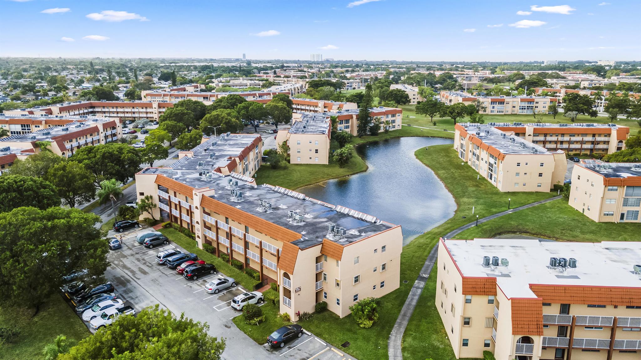 SUNRISE LAKES 78 CONDO - Residential