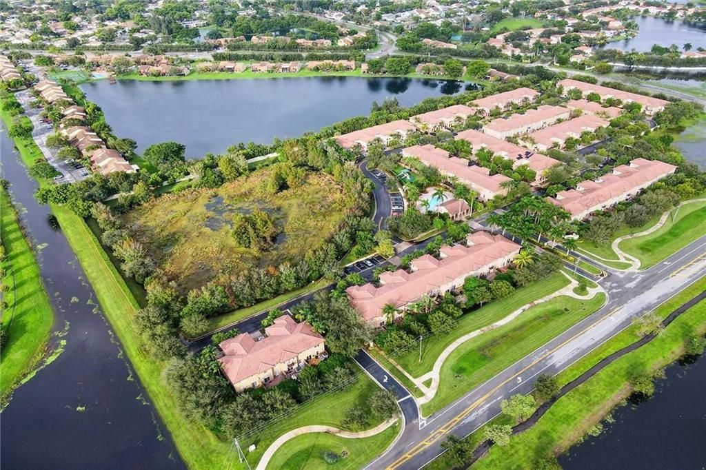 Photo of 4422 Morgan Lane #11-9, Davie, FL 33328 (MLS # B26035032)