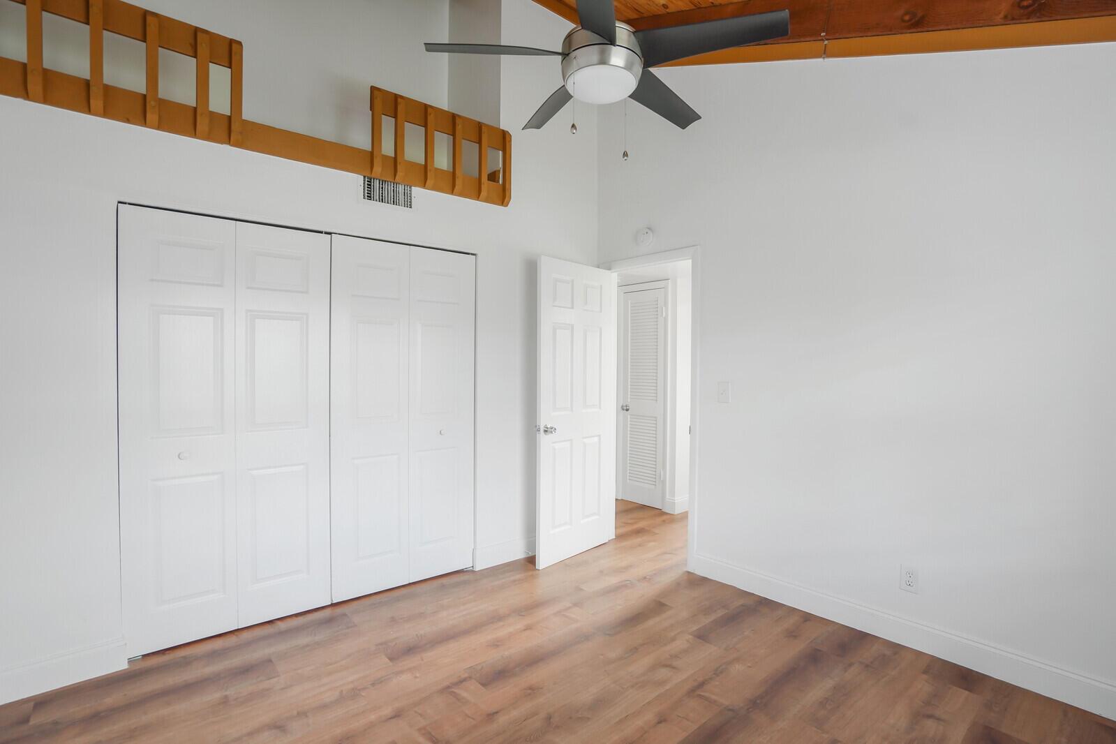TIMBERCREEK TOWNHOMES & V - Residential Lease