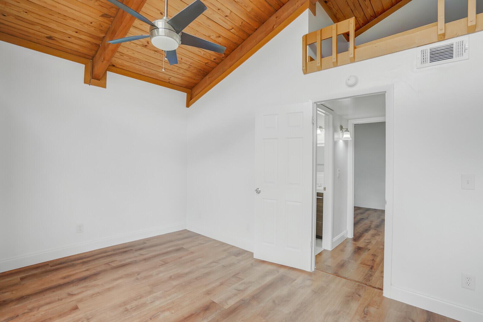 TIMBERCREEK TOWNHOMES & V - Residential Lease