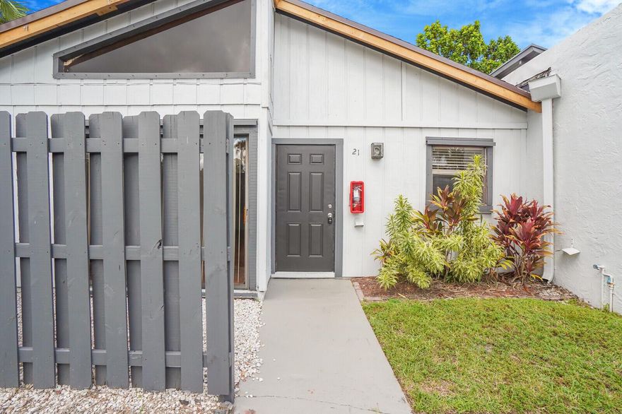 Spacious 3 bedroom, 2 bath townhome available for immediate rent. Features include hardwood cabinetry, stainless steel appliances, luxury vinyl plank flooring, vaulted ceilings, washer/dryer, large screened in patio, 2 assigned parking spots, pet friendly, community pool & so much more. The community of Timbercreek is located in Royal Palm Beach close to community parks, shopping, dining, & entertainment. One pet considered on a case by case basis (monthly pet fee applies). First month and a security deposit due at move in.