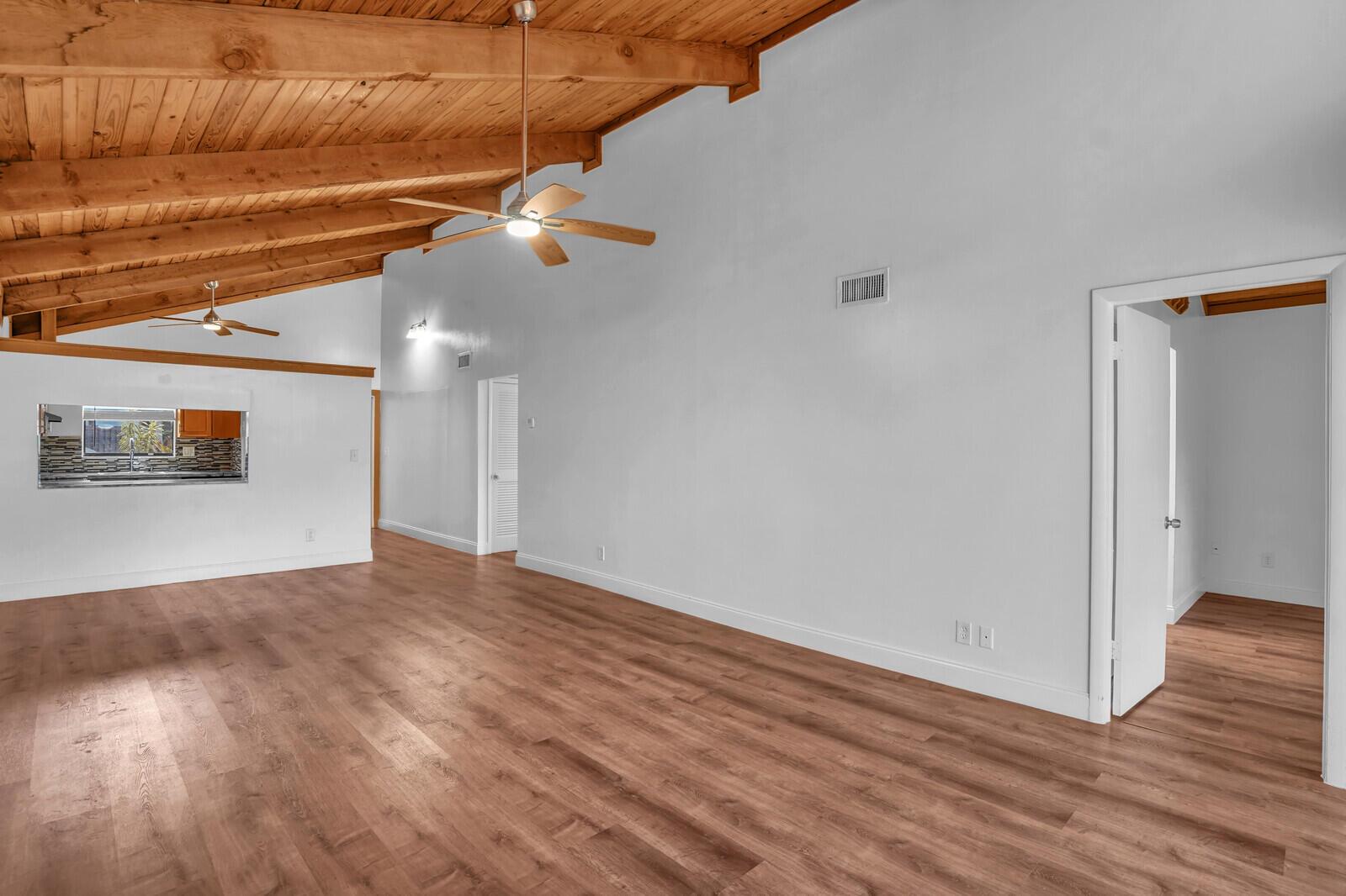 TIMBERCREEK TOWNHOMES & V - Residential Lease