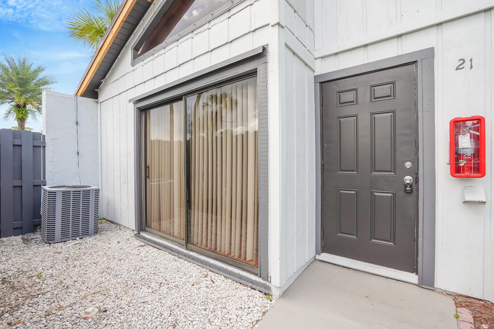 TIMBERCREEK TOWNHOMES & V - Residential Lease