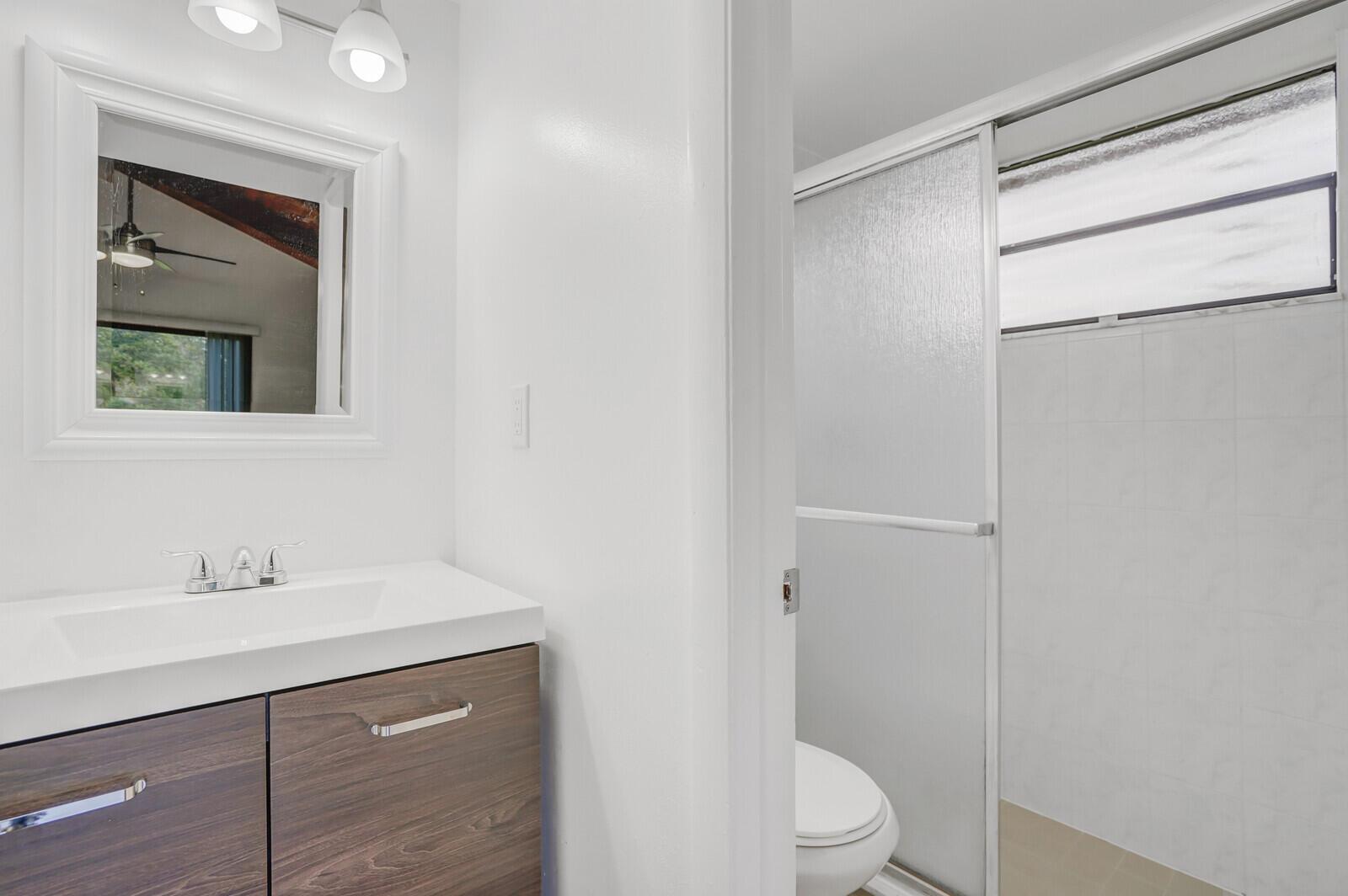 TIMBERCREEK TOWNHOMES & V - Residential Lease