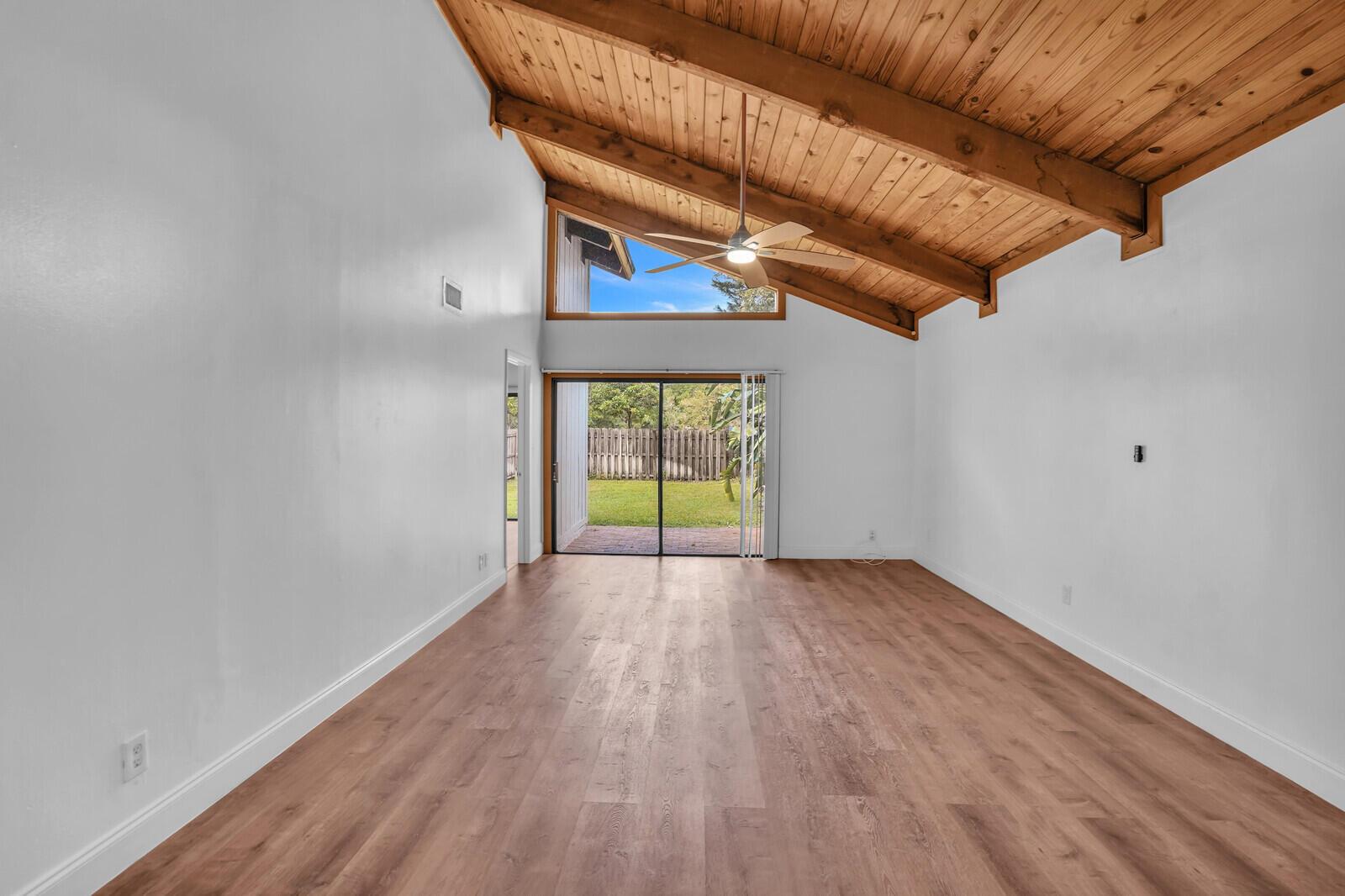 TIMBERCREEK TOWNHOMES & V - Residential Lease