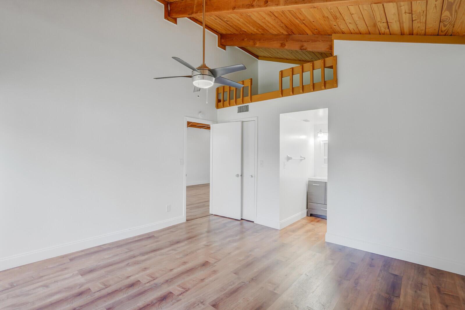 TIMBERCREEK TOWNHOMES & V - Residential Lease