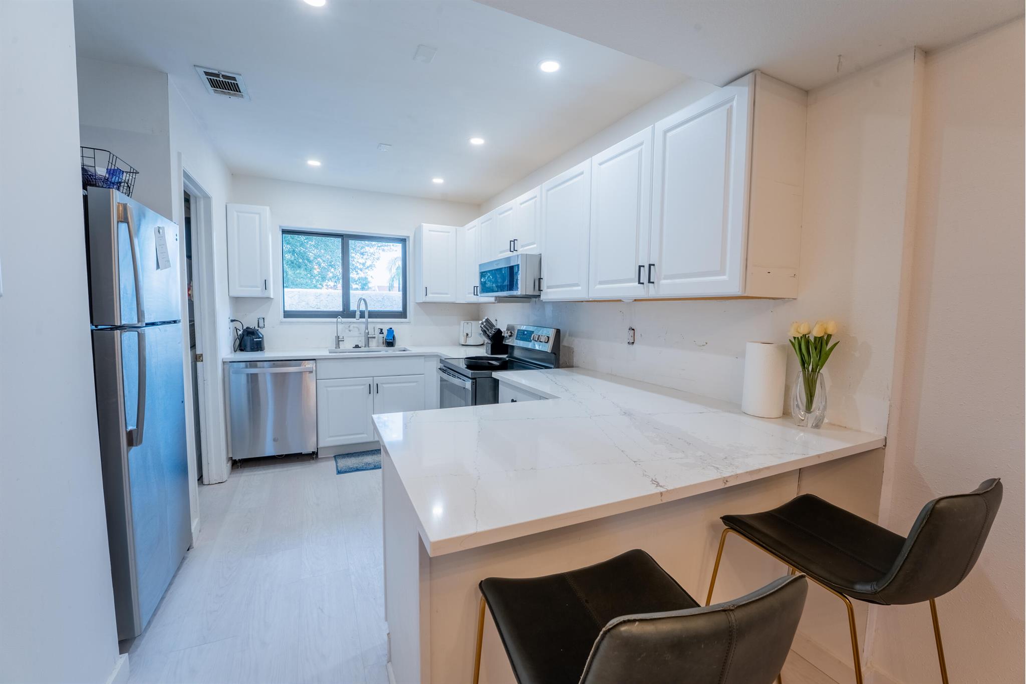 VILLAS OF SANDPIPER BAY U - Residential